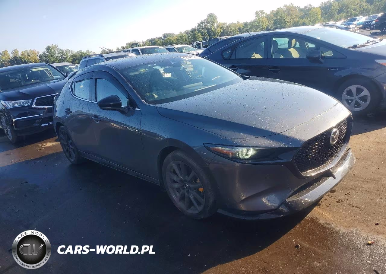 2021 Mazda 3 Premium Plus VIN:JM1BPBNY7M1400393 - 4
