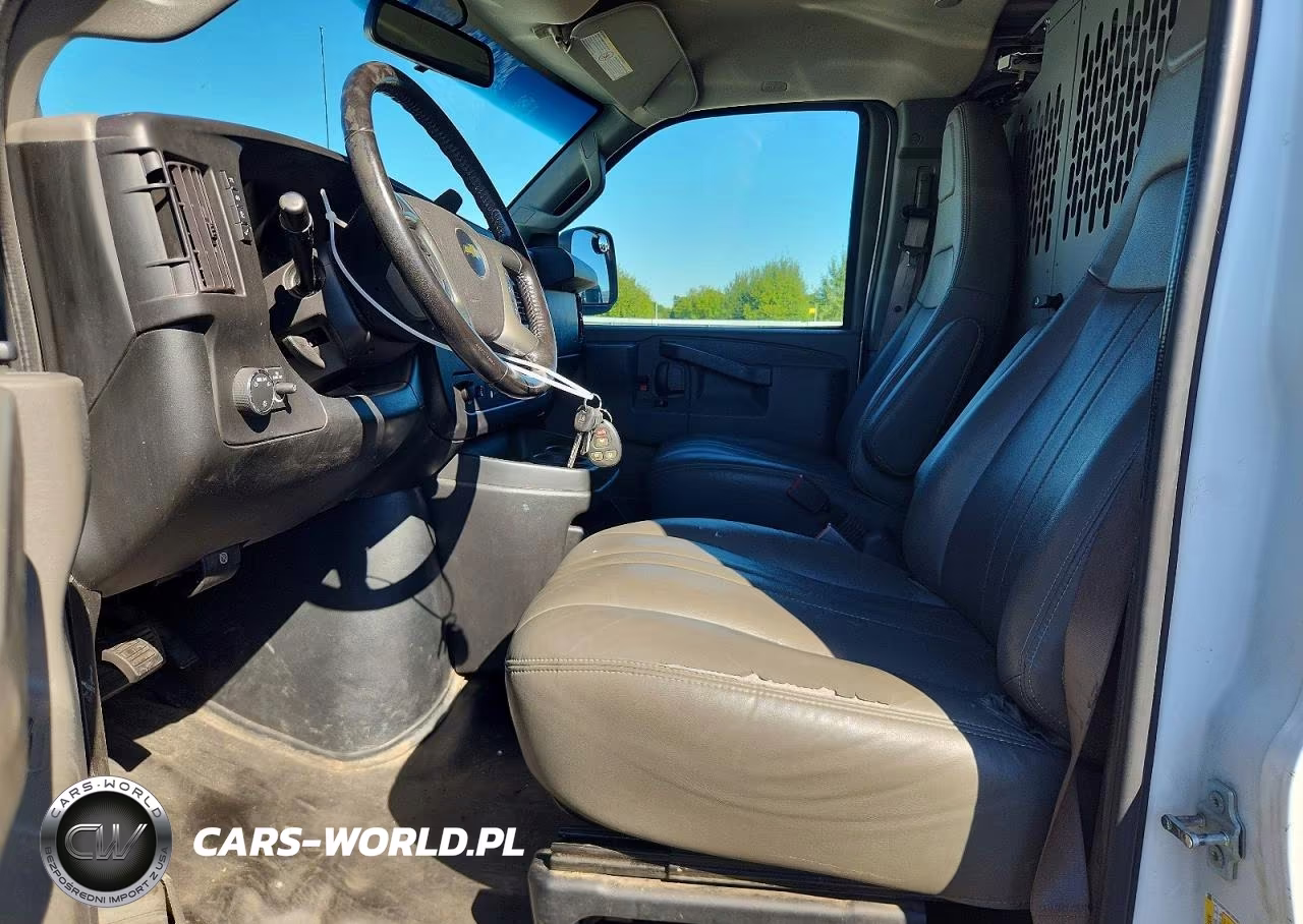2019 Chevrolet Express G3500 VIN:1GCZGGFG6K1354537 - 7