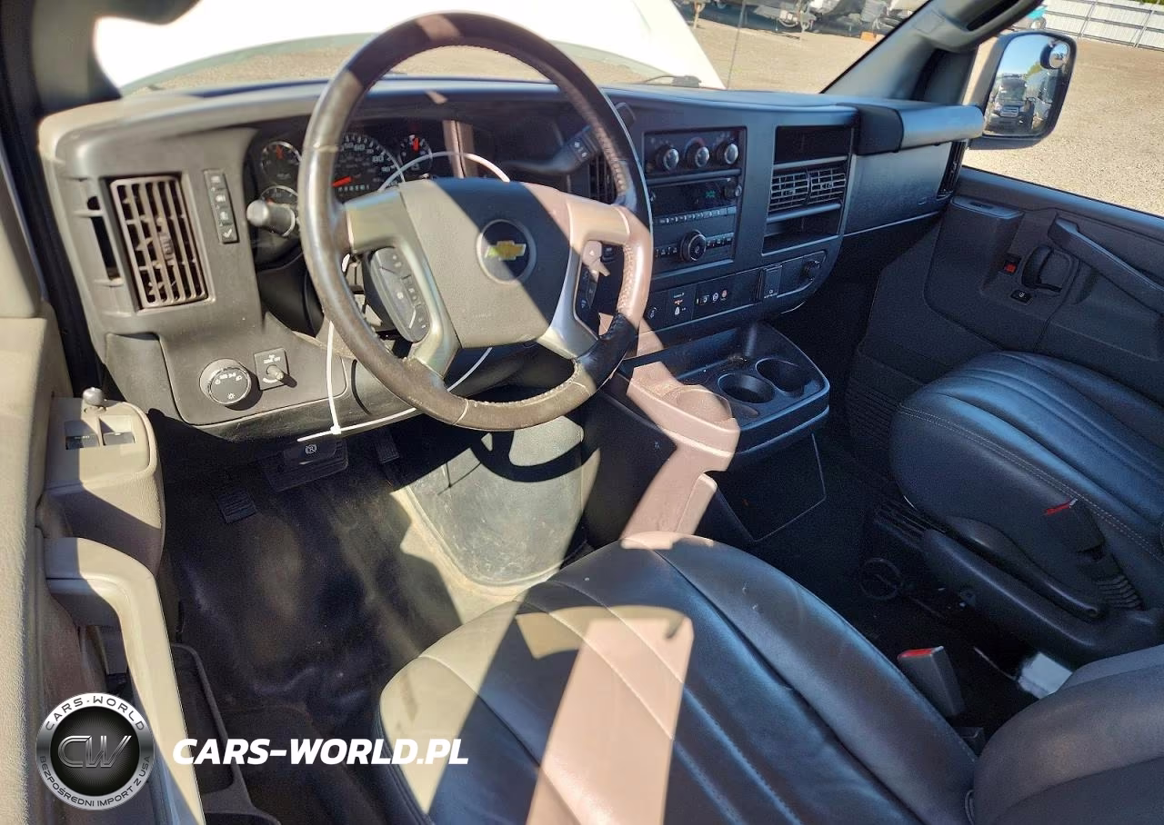 2019 Chevrolet Express G3500 VIN:1GCZGGFG6K1354537 - 8