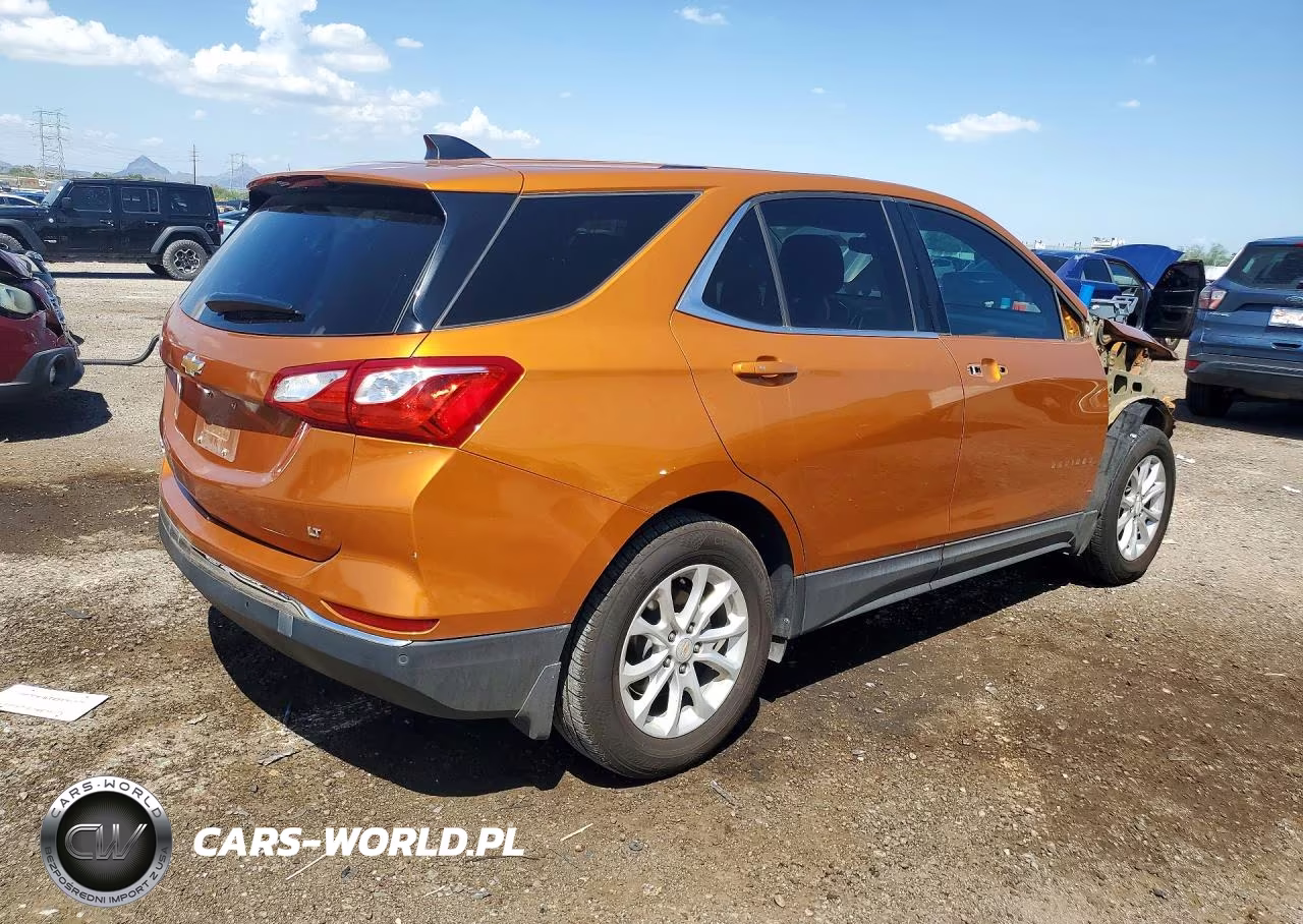 2018 Chevrolet Equinox Lt VIN:2GNAXJEV3J6173764 - 3