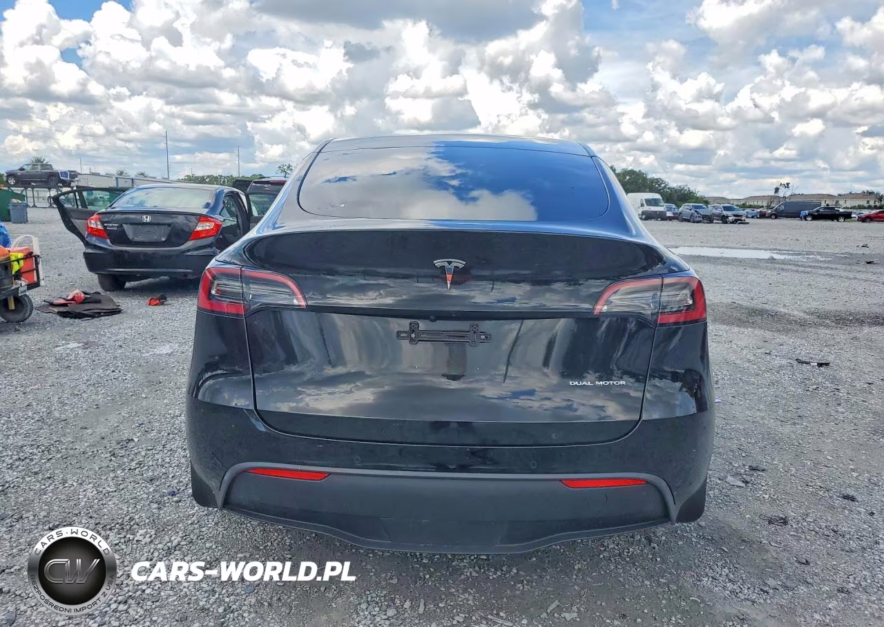 2021 Tesla Model Y VIN:5YJYGDEE4MF174364 - 6