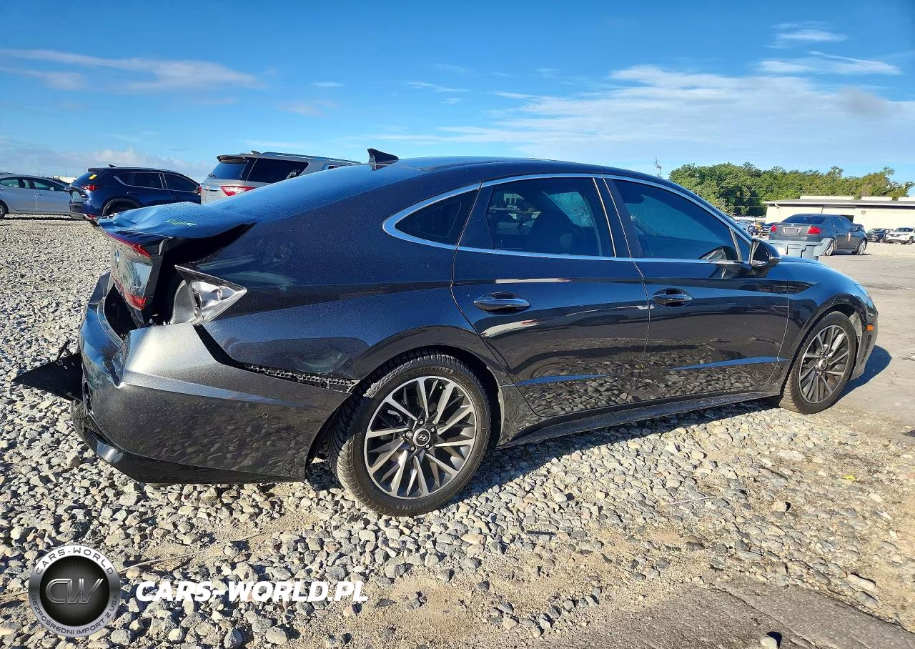 2022 Hyundai Sonata Limited VIN:KMHL34J29NA244660 - 3