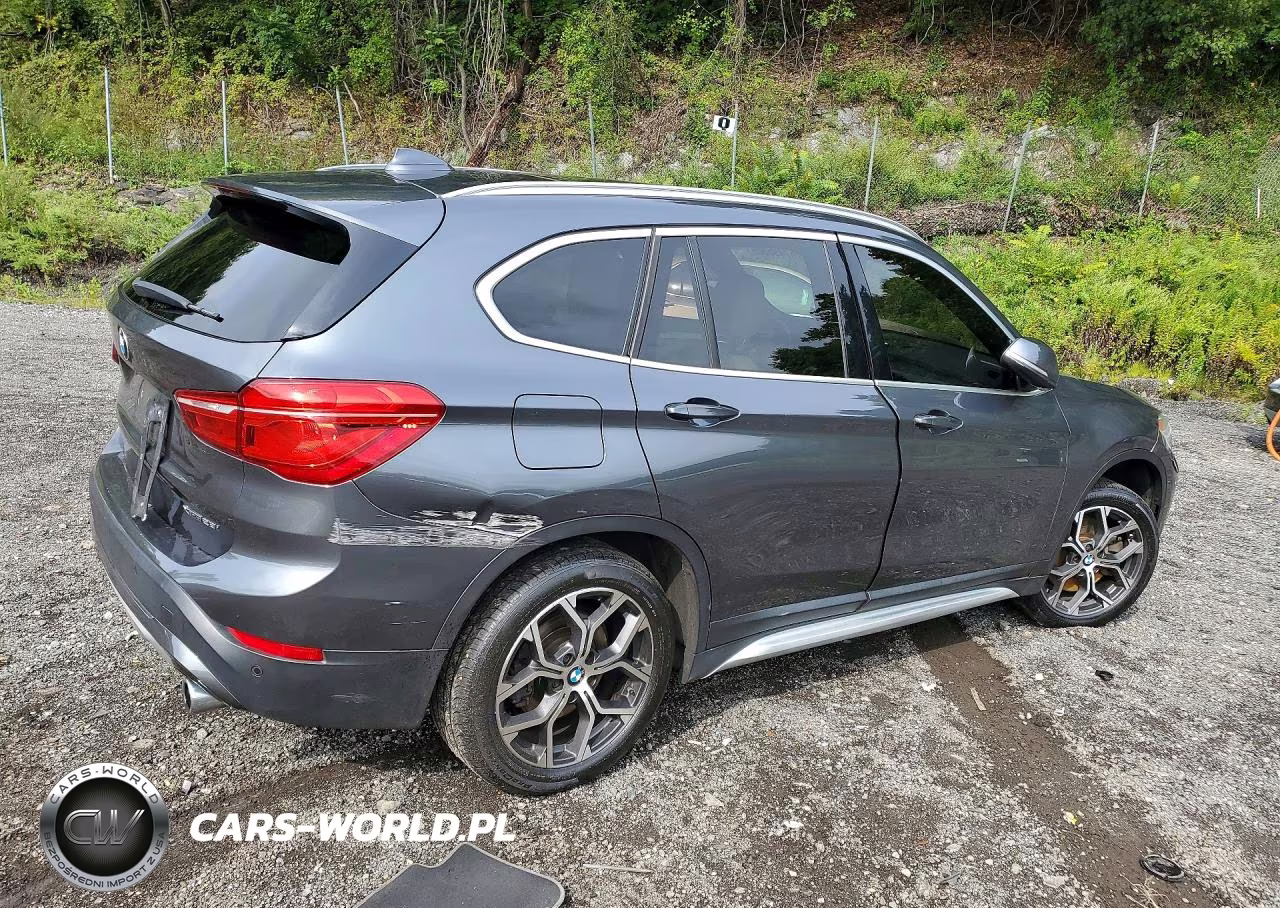 2022 BMW X1 xDrive28I VIN:WBXJG9C08N5U61265 - 3