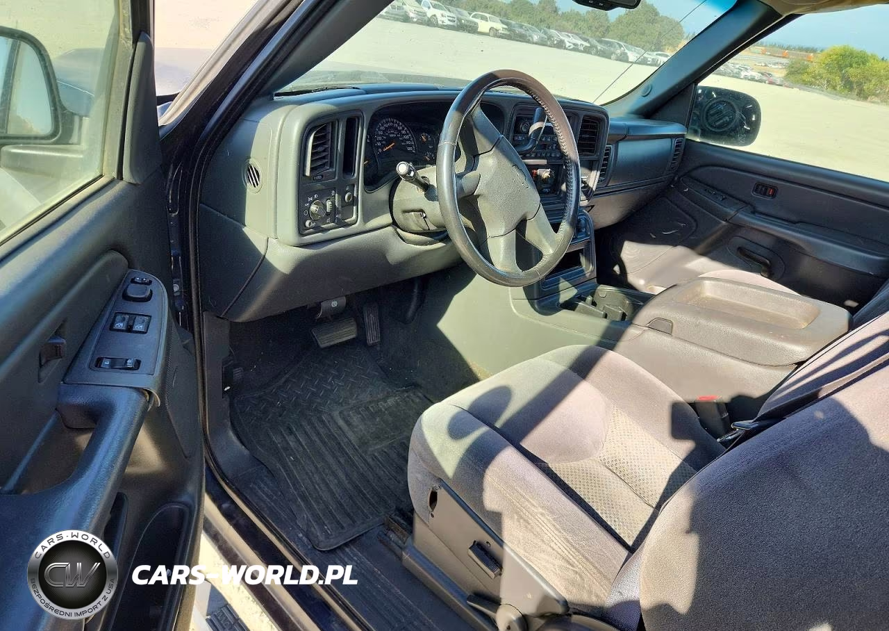 2005 Chevrolet Silverado C2500 Heavy Duty VIN:1GCHC29U35E286724 - 8