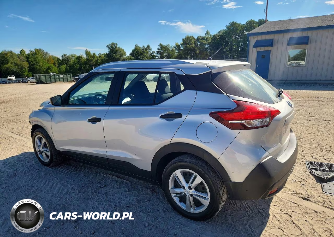 2019 Nissan Kicks S VIN:3N1CP5CU8KL565092 - 2