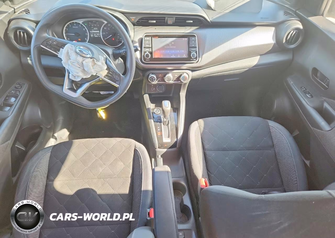 2019 Nissan Kicks S VIN:3N1CP5CU8KL565092 - 8