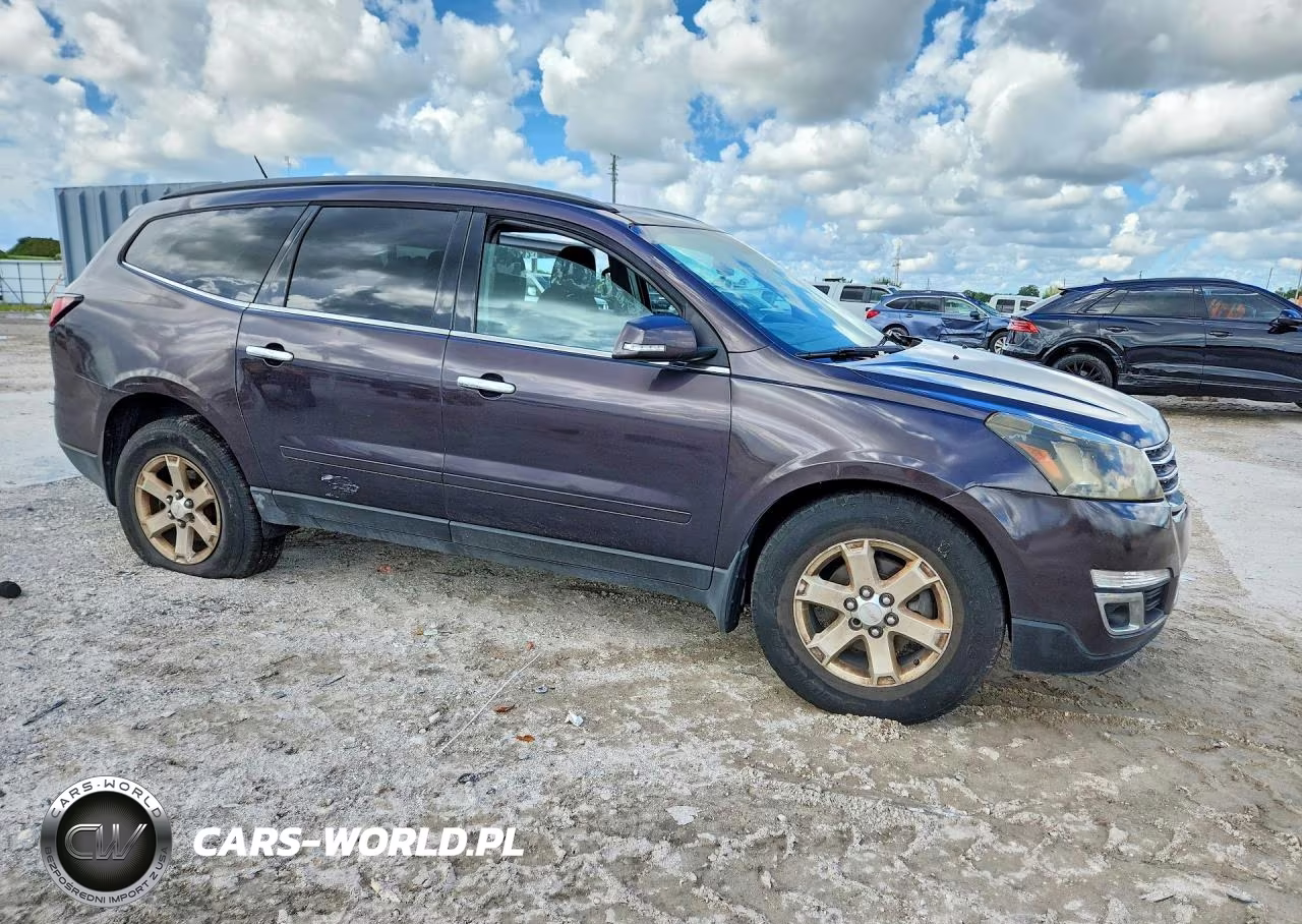 2016 Chevrolet Traverse Lt VIN:1GNKRGKD3GJ172946 - 4