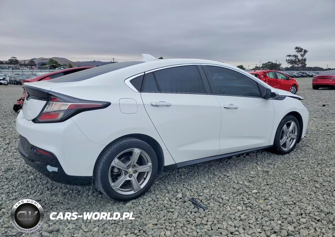 2018 Chevrolet Volt Lt VIN:1G1RC6S54JU107503 - 3