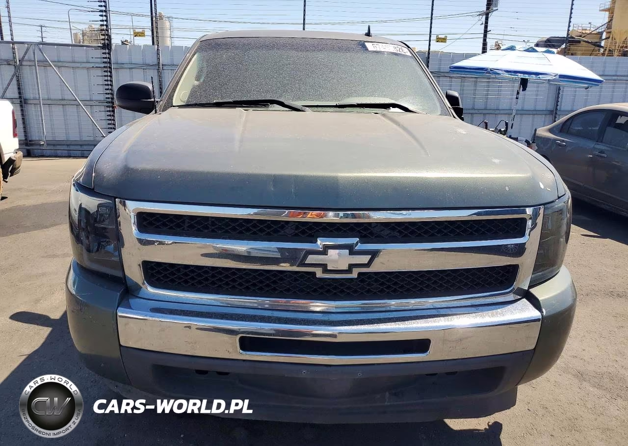 2011 Chevrolet Silverado C1500 Ls VIN:1GCRCREA8BZ452815 - 5