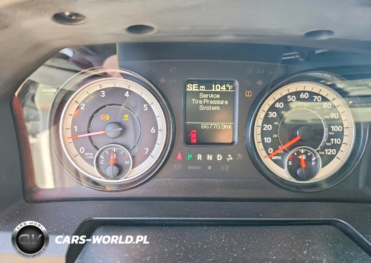 2018 Ram 1500 Slt VIN:1C6RR6GG4JS322351 - 9