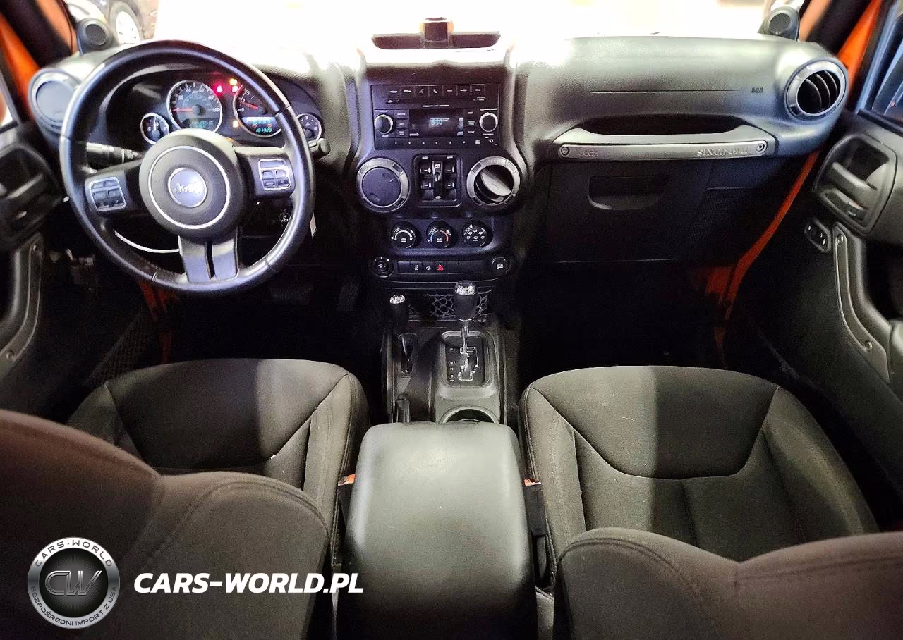 2013 Jeep Wrangler Unlimited Sport VIN:1C4BJWDG5DL520120 - 8