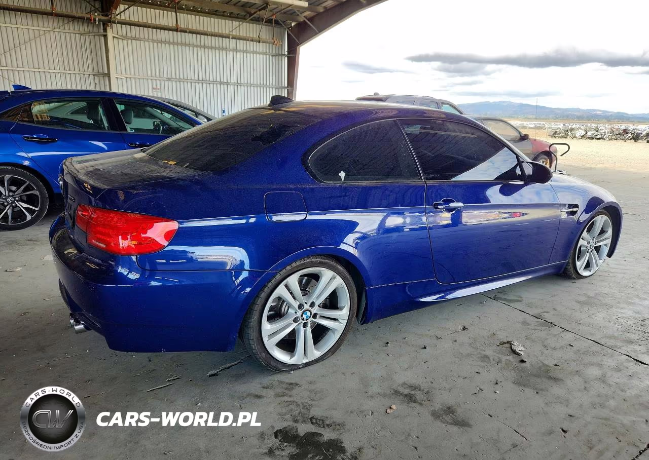 2013 BMW M3 VIN:WBSKG9C57DJ593736 - 3