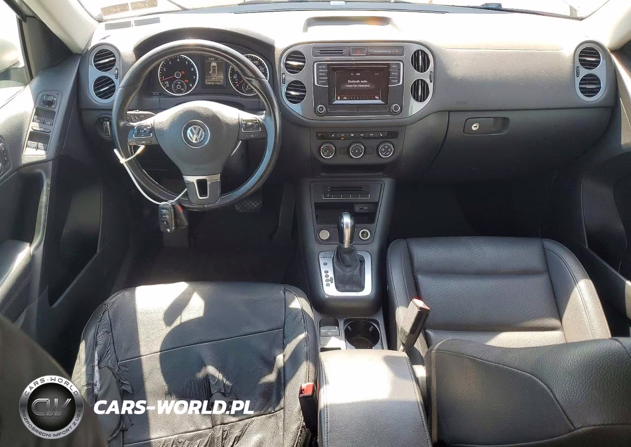 2016 Volkswagen Tiguan S VIN:WVGBV7AX4GW555132 - 8