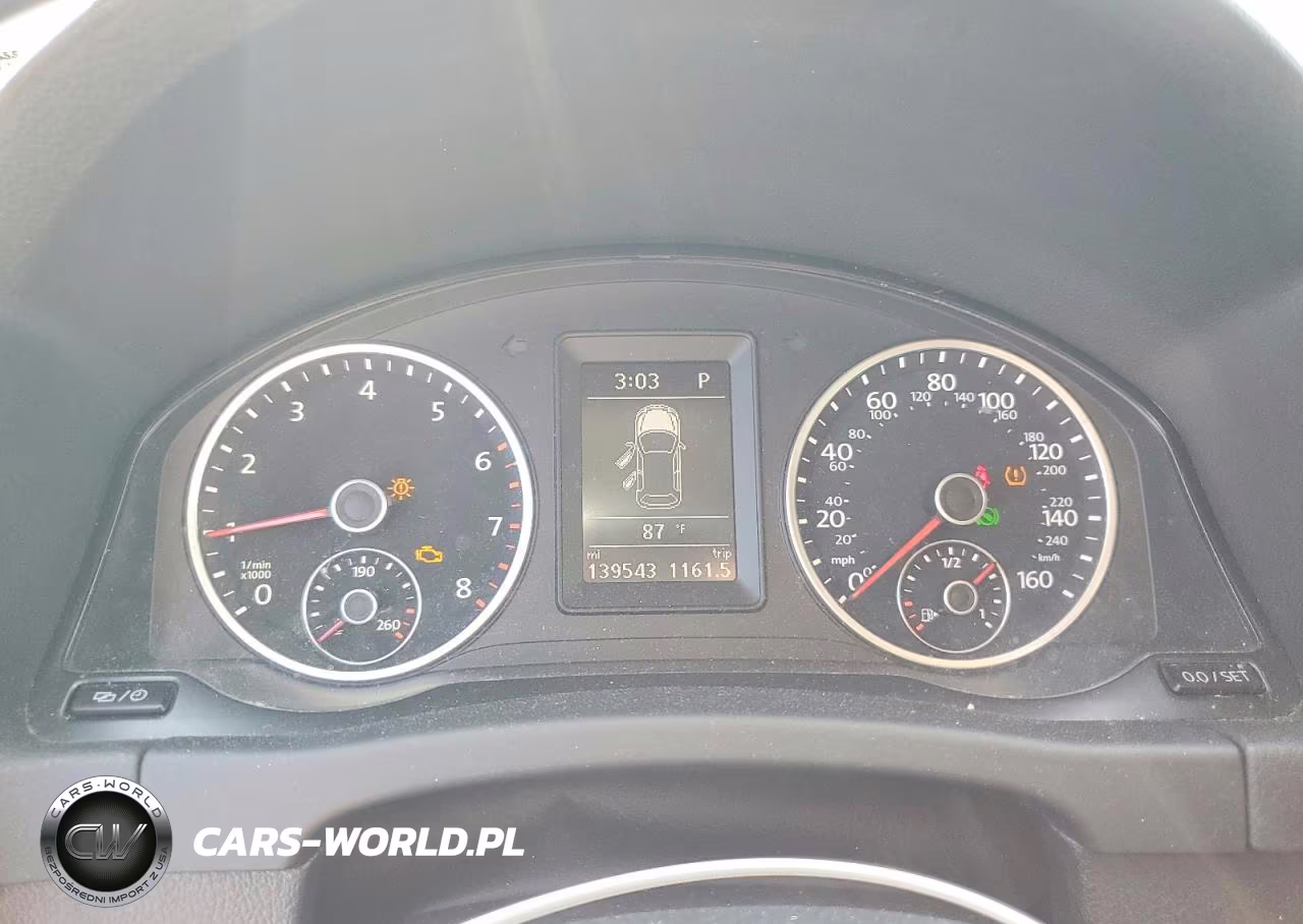 2016 Volkswagen Tiguan S VIN:WVGBV7AX4GW555132 - 9
