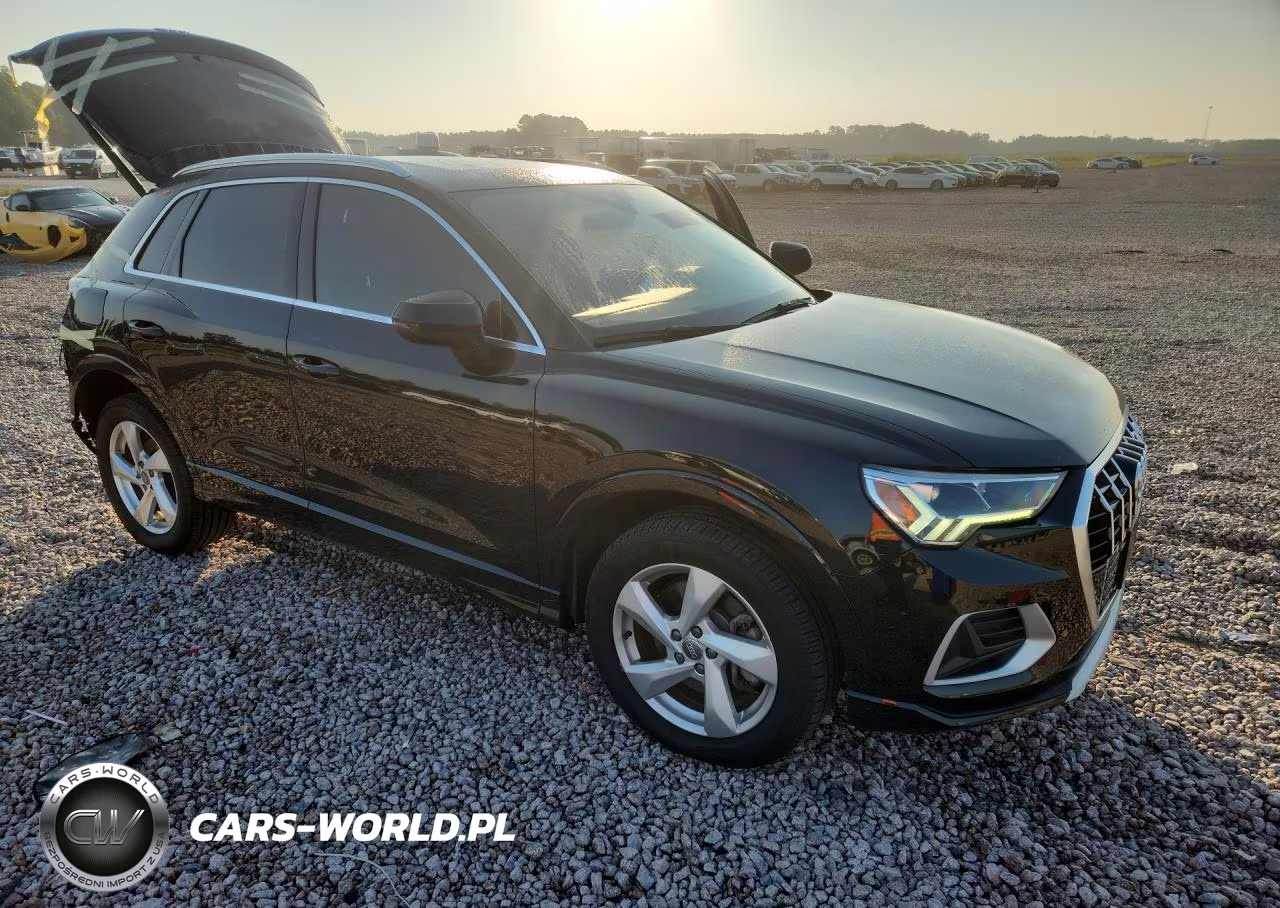 2020 Audi Q3 Premium Plus VIN:WA1BECF30L1109788 - 4