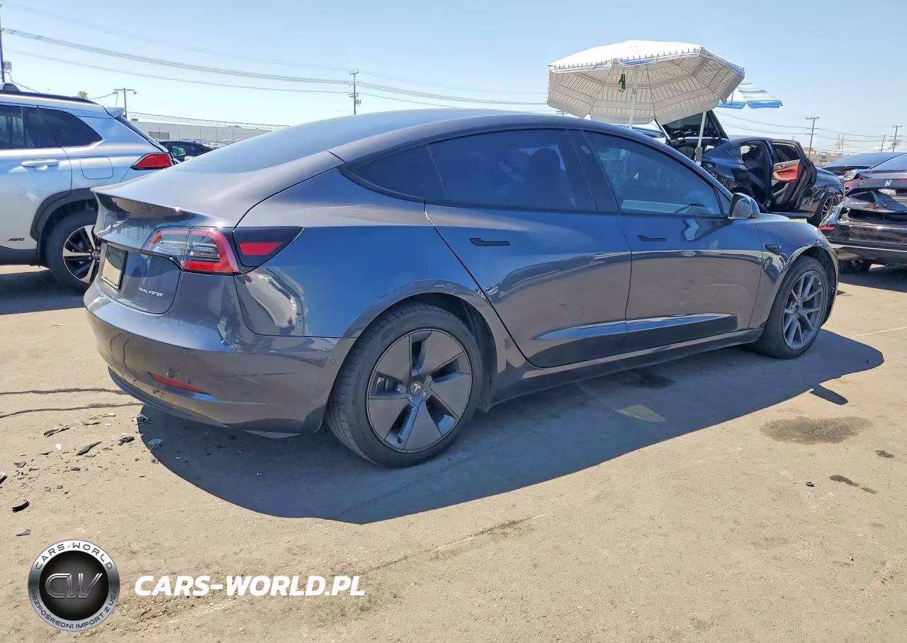 2022 Tesla Model 3 VIN:5YJ3E1EB8NF180268 - 3