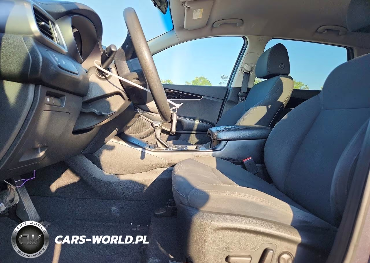 2019 Kia Sorento Lx V6 VIN:5XYPGDA51KG447770 - 7