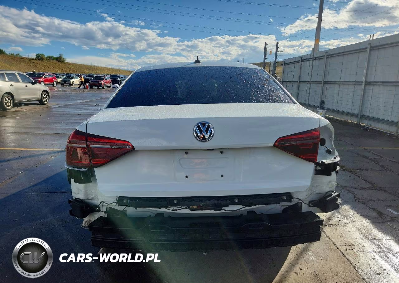 2019 Volkswagen Passat Wolfsburg VIN:1VWLA7A32KC012662 - 6