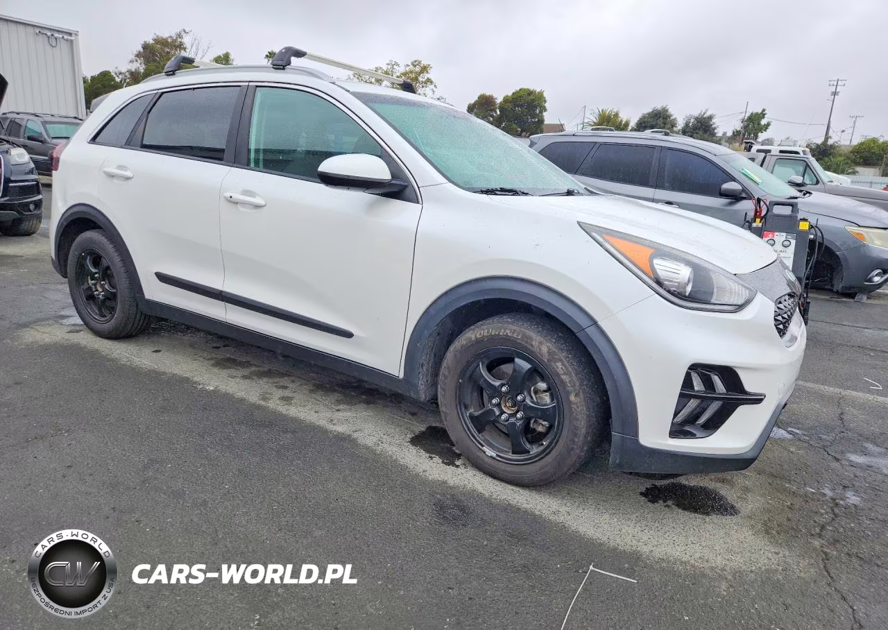 2019 Kia Niro Lx VIN:KNDCB3LC3K5266990 - 4