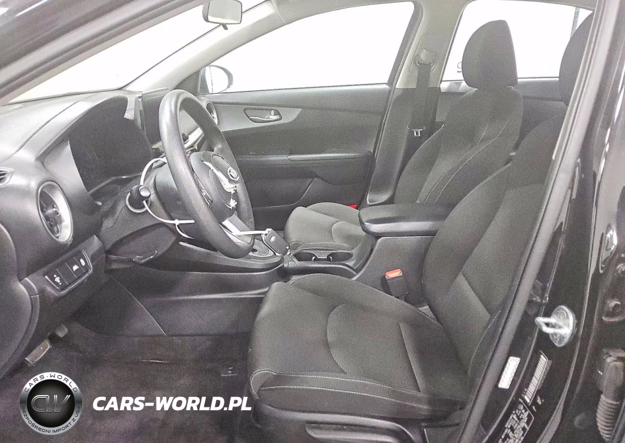 2021 Kia Forte Lxs VIN:3KPF24ADXME329928 - 7