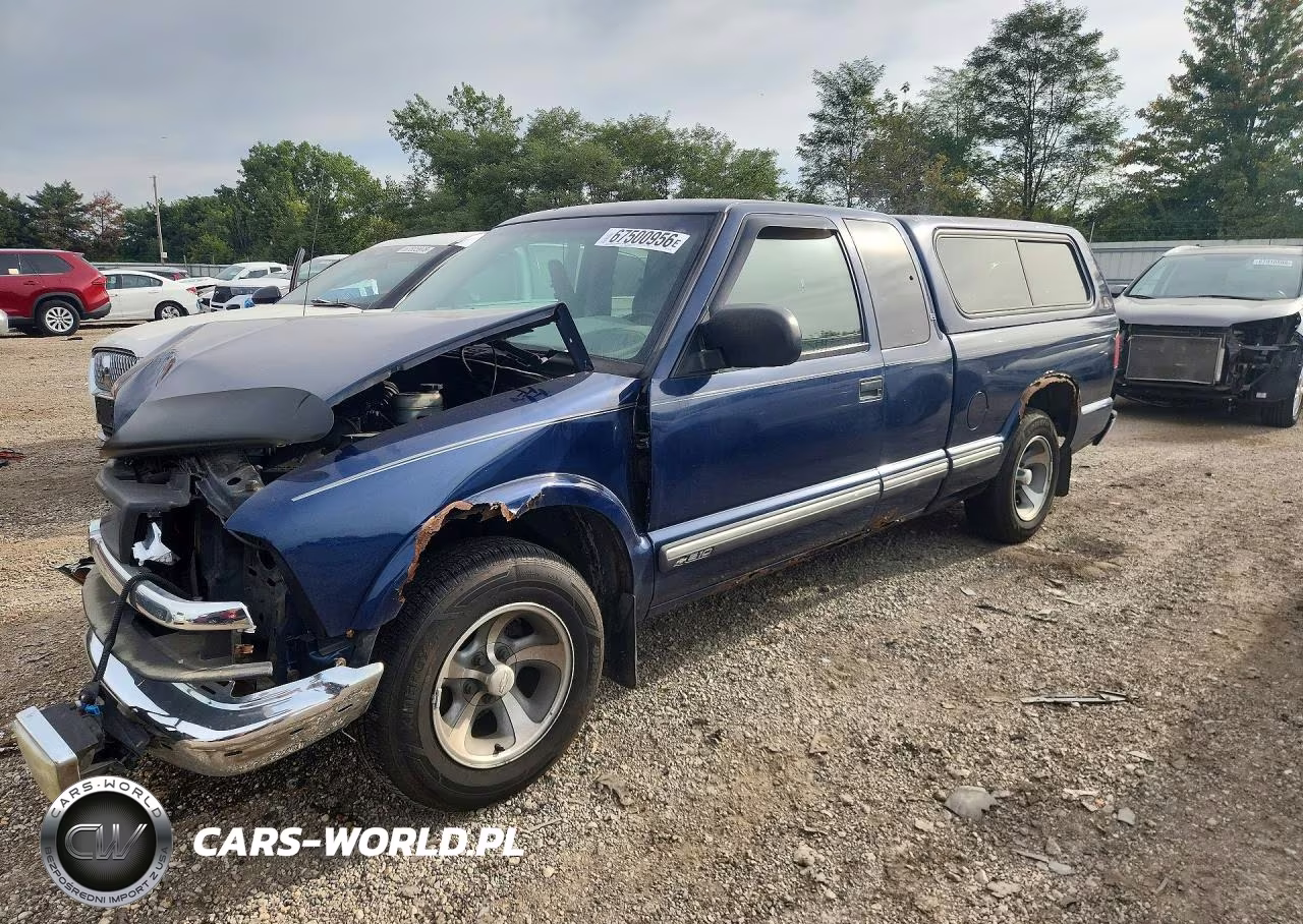 2003 Chevrolet S Truck S10 VIN:1GCCS19X338215357 - 1
