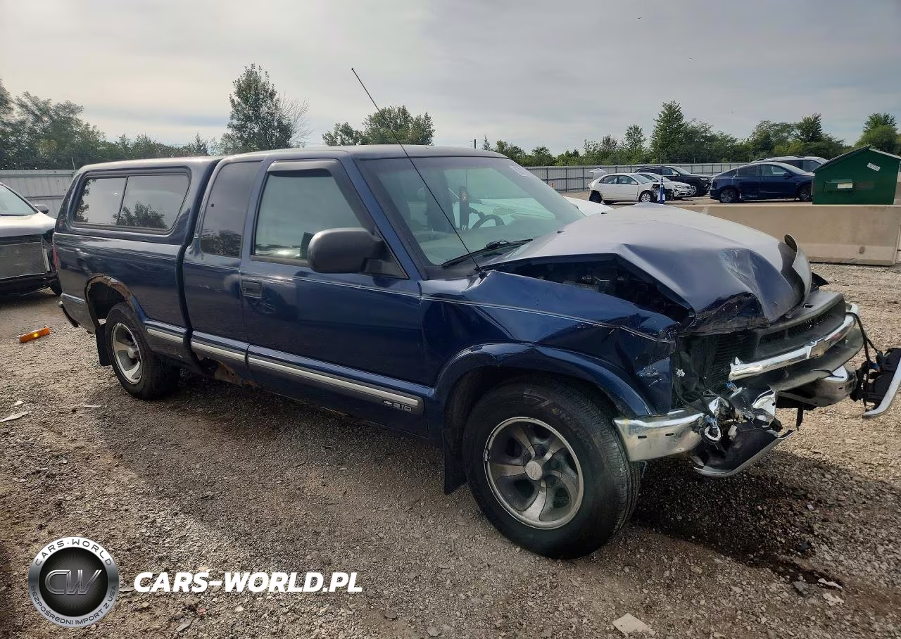 2003 Chevrolet S Truck S10 VIN:1GCCS19X338215357 - 4