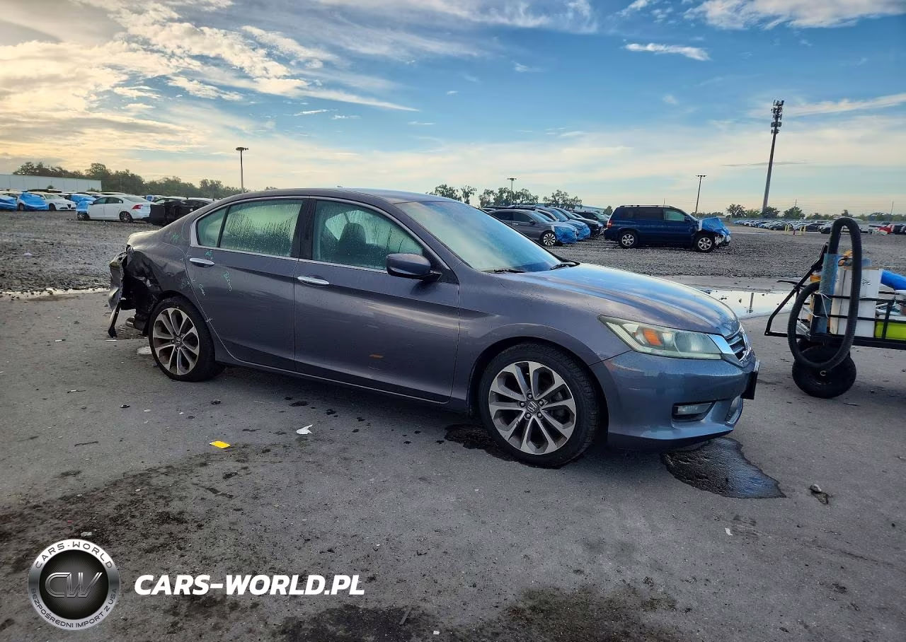 2014 Honda Accord Sport VIN:1HGCR2F57EA076688 - 4
