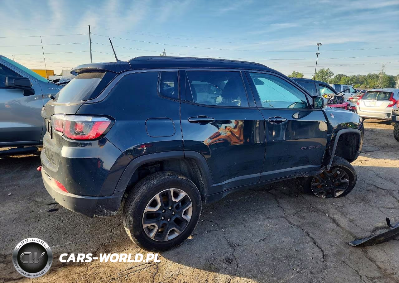 2018 Jeep Compass Trailhawk VIN:3C4NJDDB7JT130139 - 3