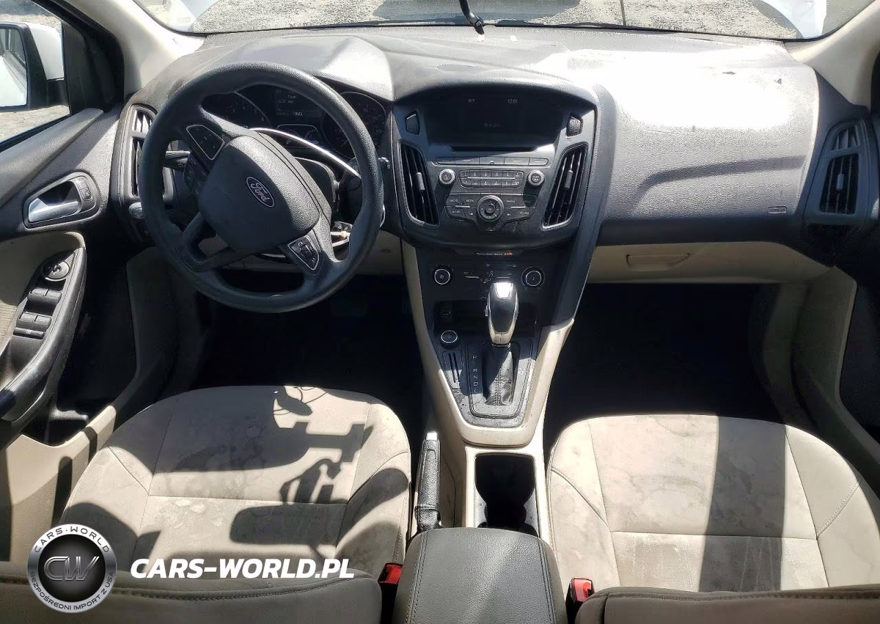 2015 Ford Focus Se VIN:1FADP3K22FL318745 - 8