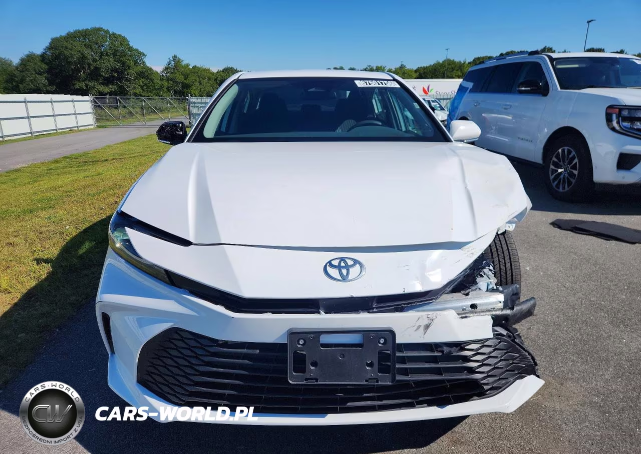 2026 Toyota Camry Le VIN:4T1DAACK8TU271155 - 5