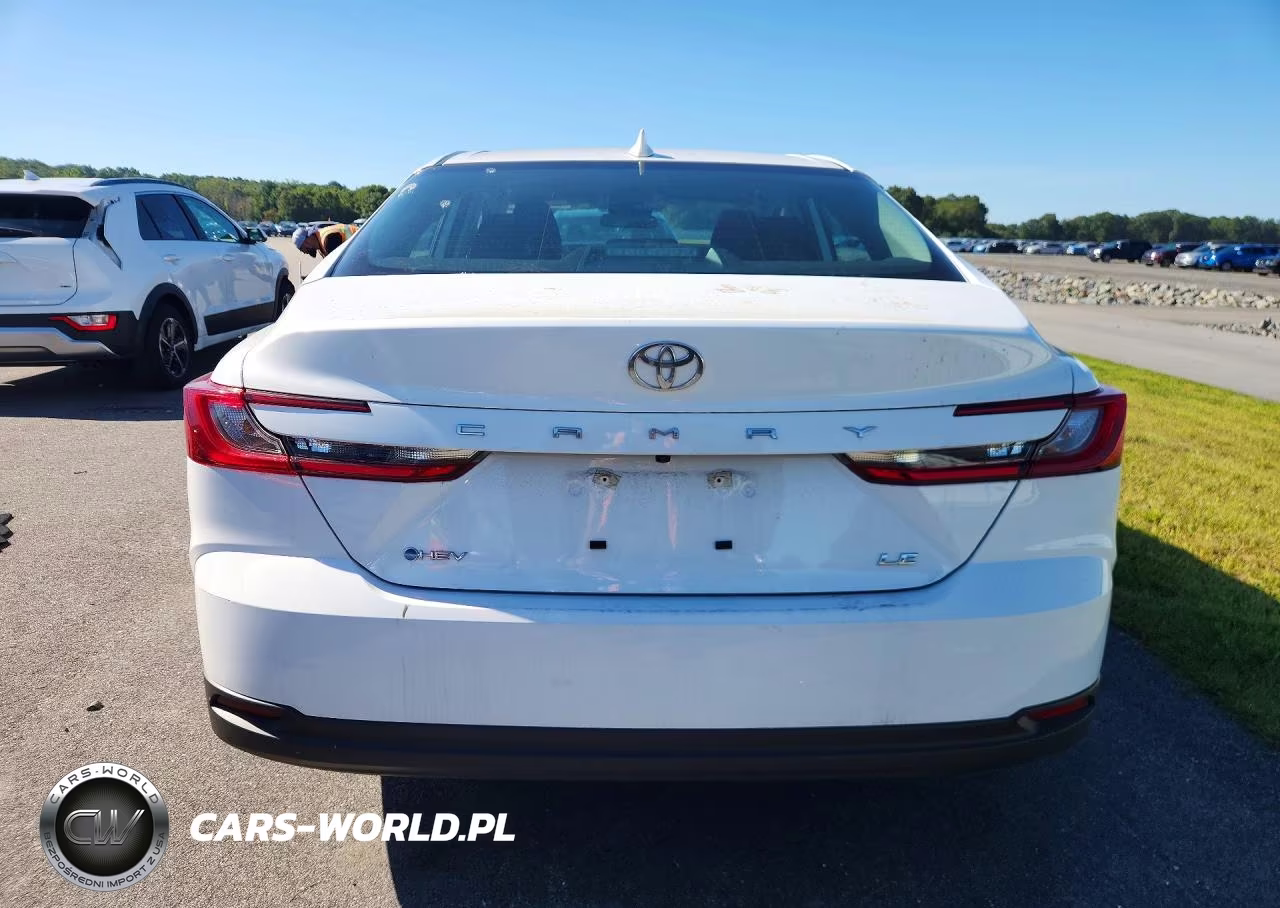 2026 Toyota Camry Le VIN:4T1DAACK8TU271155 - 6