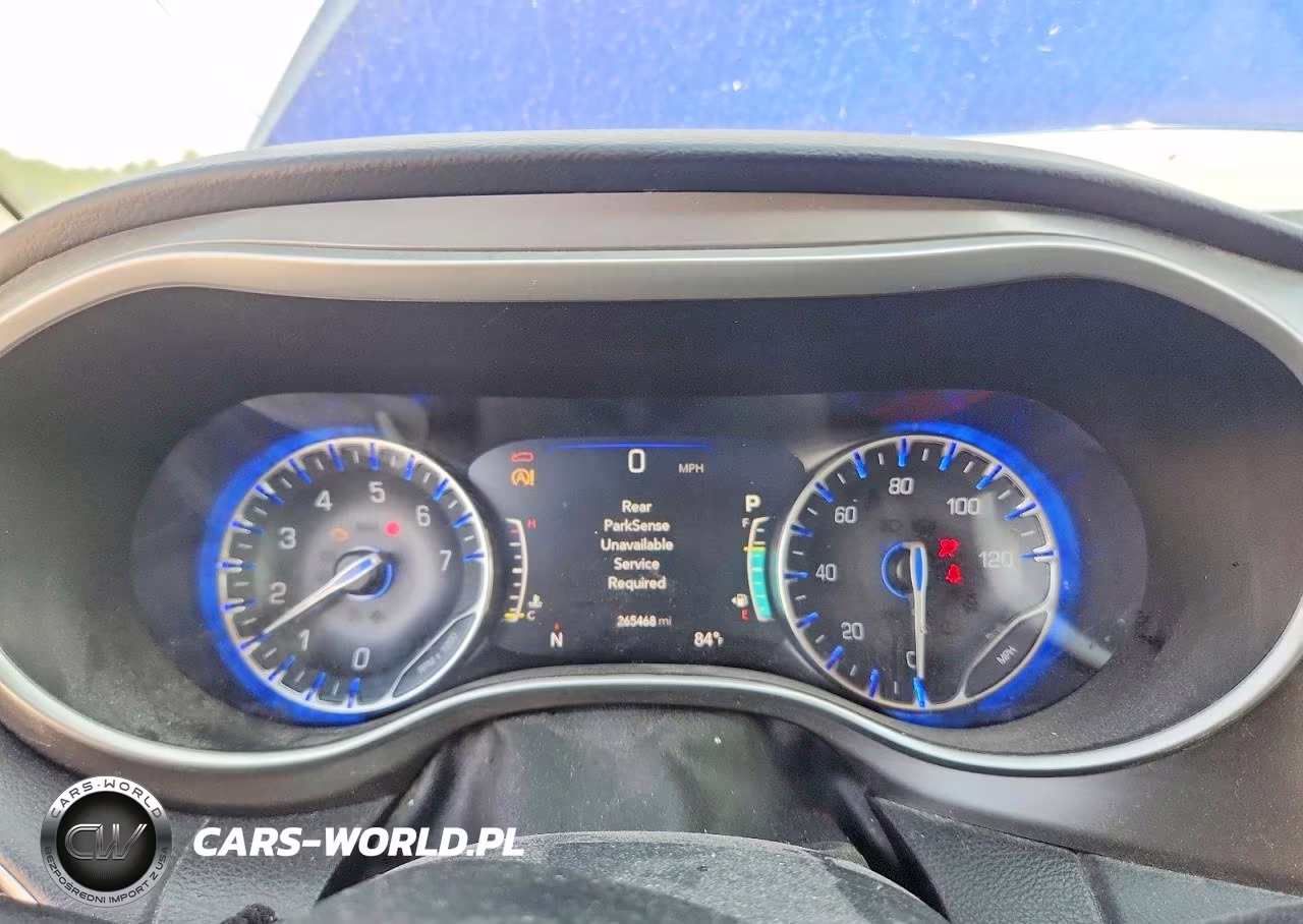 2020 Chrysler Pacifica Touring L Plus VIN:2C4RC1EGXLR123082 - 9