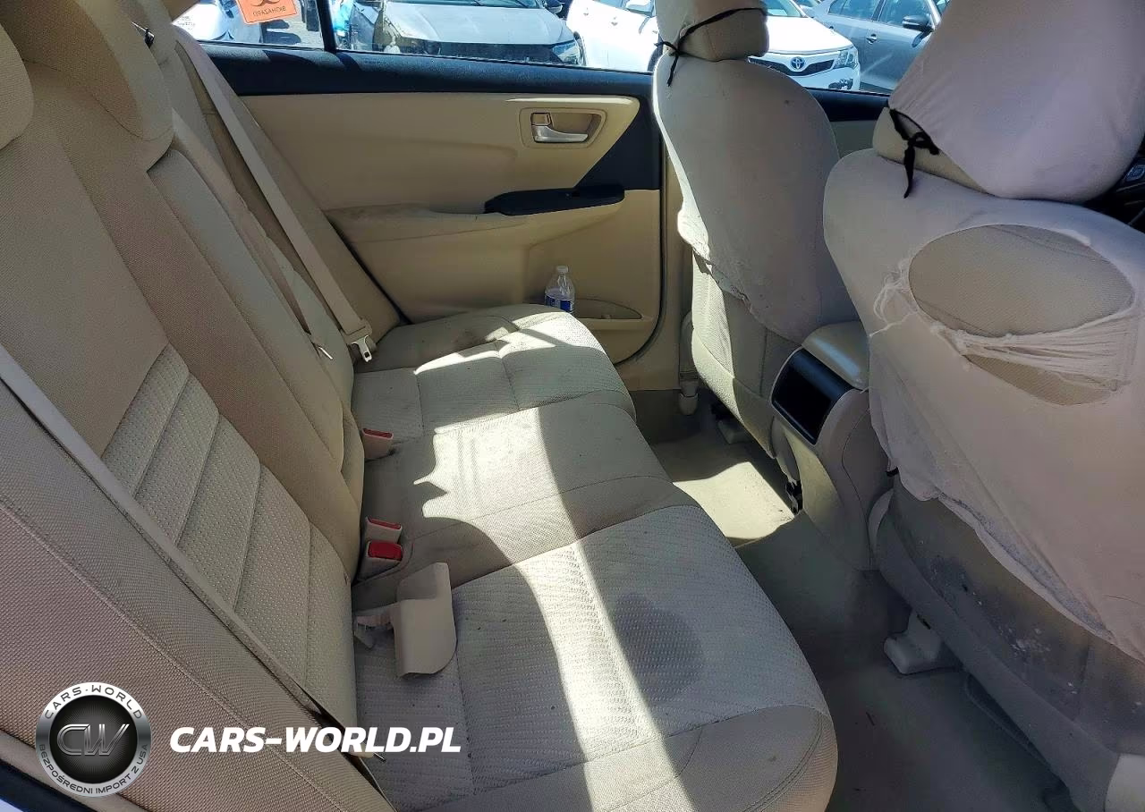 2017 Toyota Camry Le VIN:4T1BF1FK0HU445666 - 10