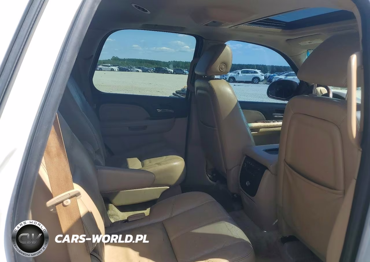 2007 GMC Yukon Denali VIN:1GKFK638X7J353461 - 11
