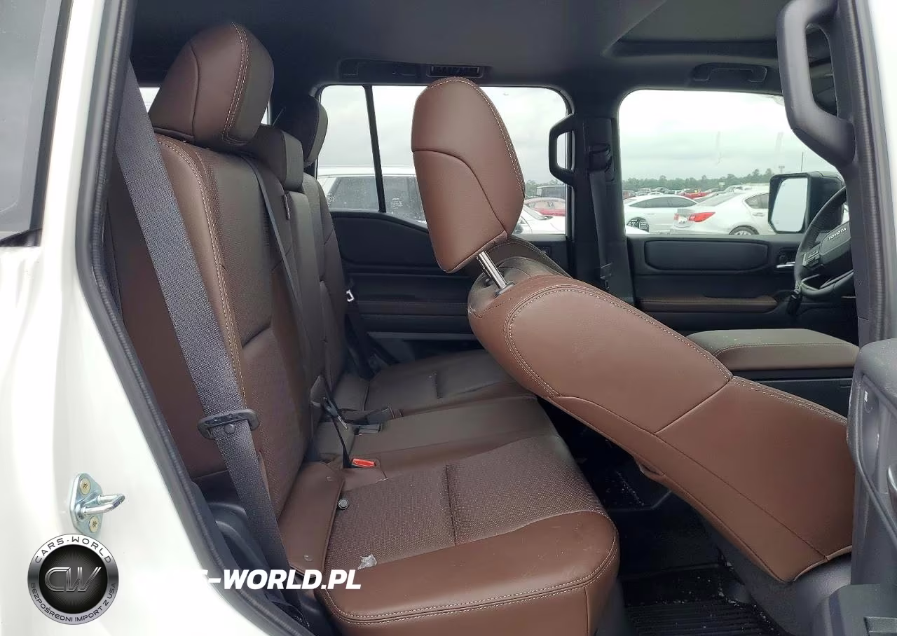 2026 Toyota Land Cruiser Base VIN:JTEABFAJ5TK060675 - 11