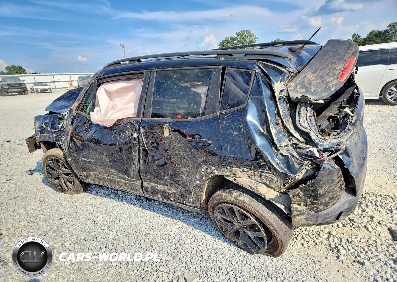2017 Jeep Renegade Latitude VIN:ZACCJABB1HPG60004 - 2