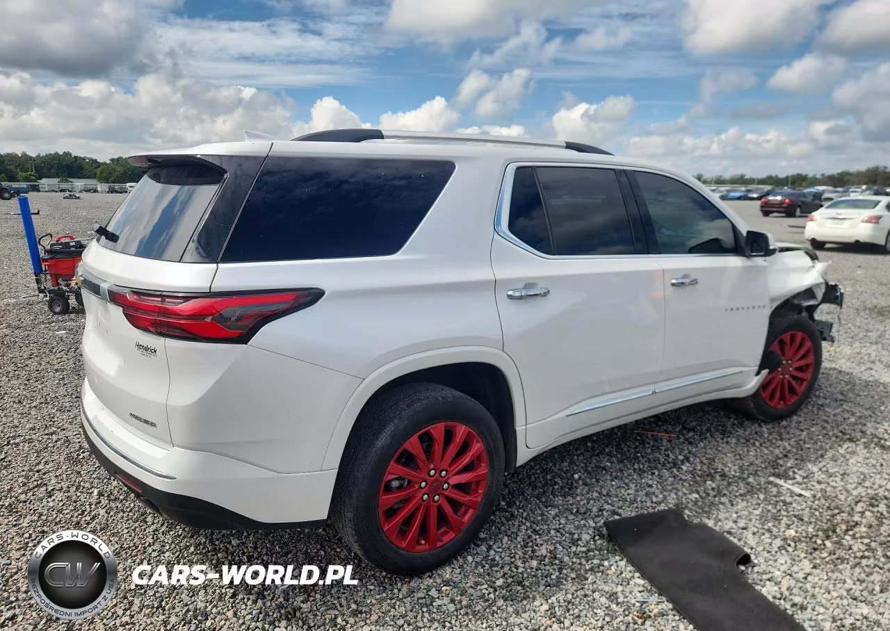 2023 Chevrolet Traverse Premier VIN:1GNERKKW5PJ205592 - 3