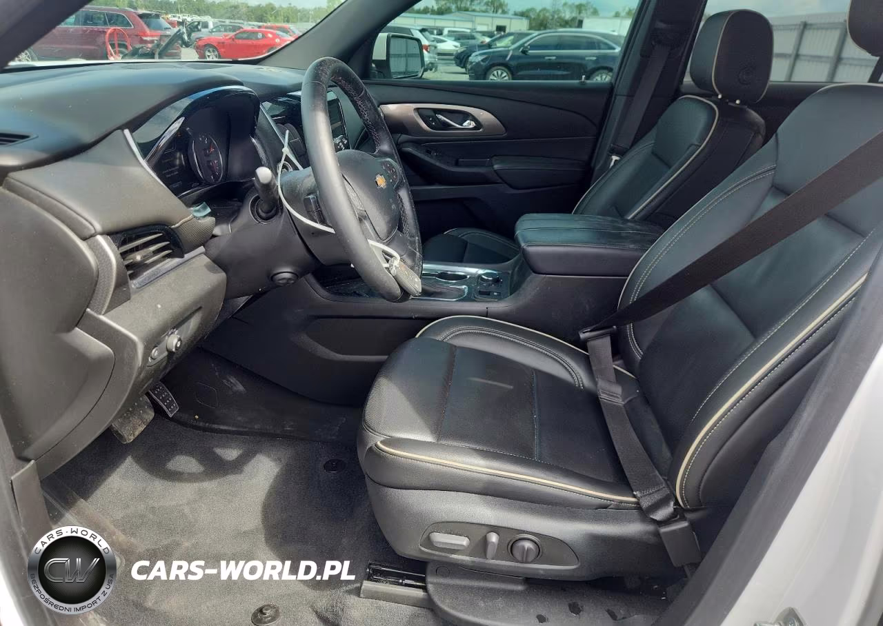 2023 Chevrolet Traverse Premier VIN:1GNERKKW5PJ205592 - 7