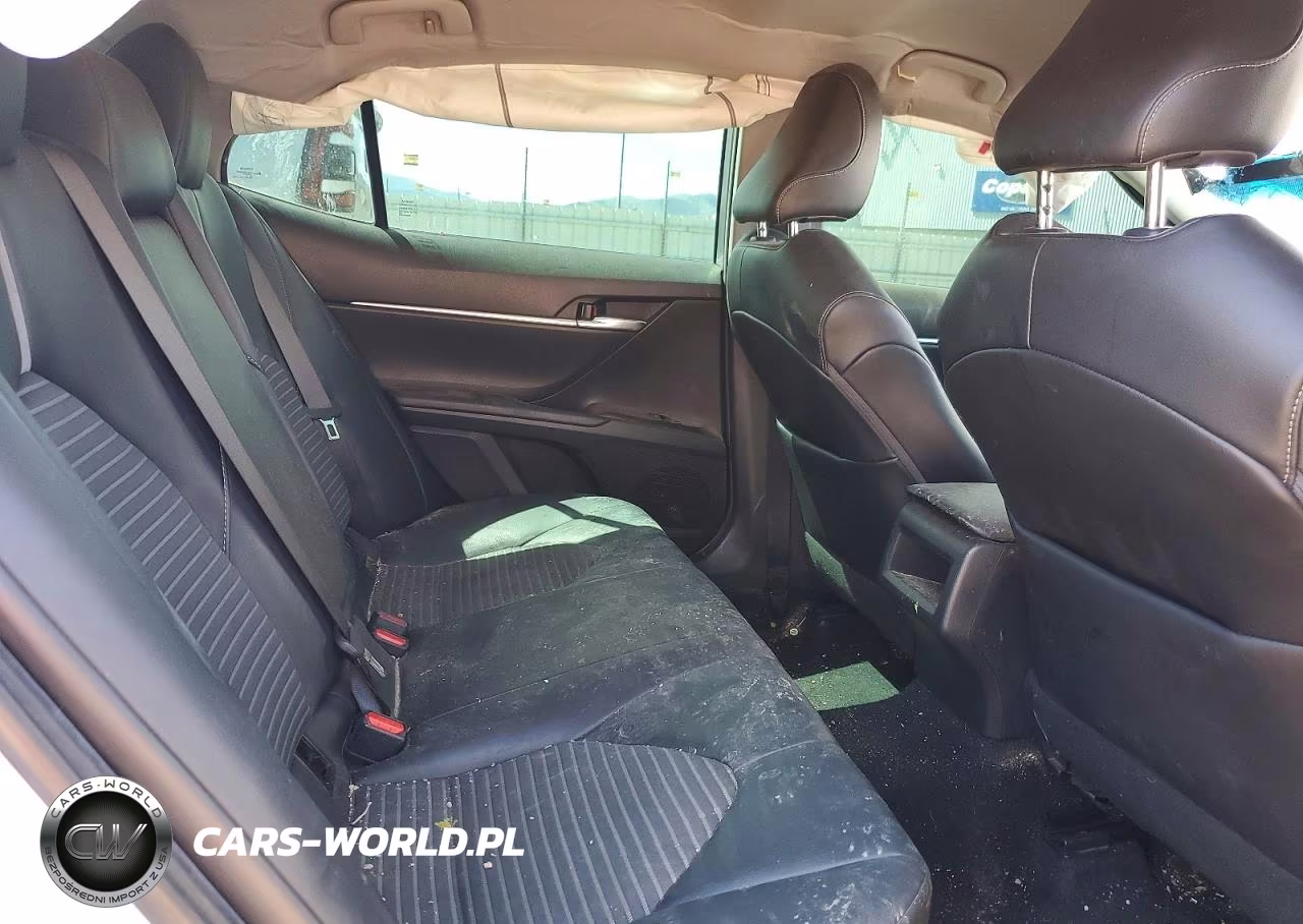 2020 Toyota Camry Se VIN:4T1G11AK0LU336371 - 10