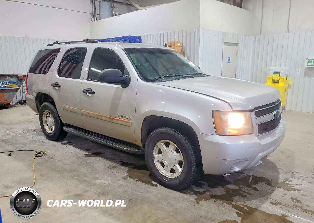 2007 Chevrolet Tahoe C1500 VIN:1GNFC13087R327388 - 4