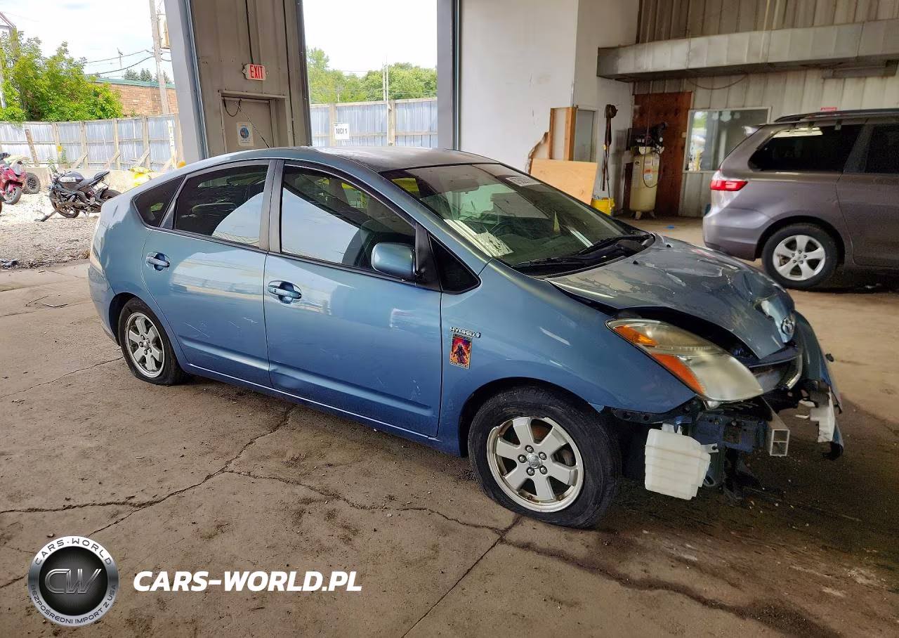 2009 Toyota Prius Base VIN:JTDKB20U497868945 - 4