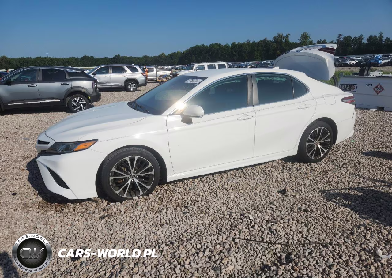 2019 Toyota Camry Se – zdjęcie 1 z 12