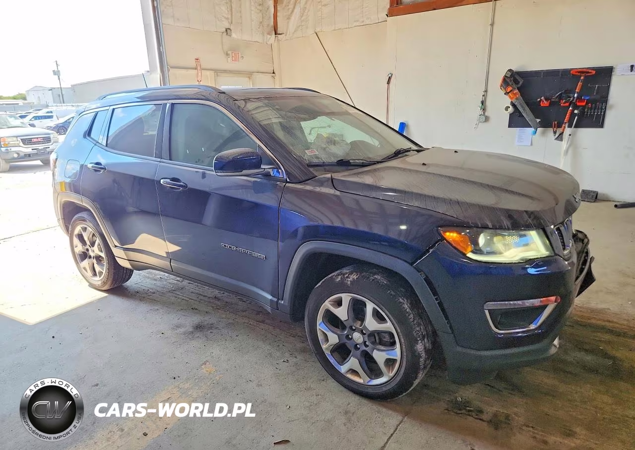 2018 Jeep Compass Limited VIN:3C4NJDCB6JT264223 - 4