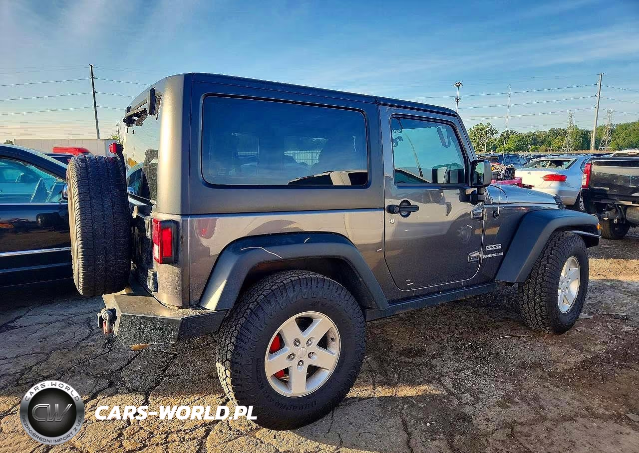 2016 Jeep Wrangler Sport VIN:1C4AJWAG8GL270702 - 3