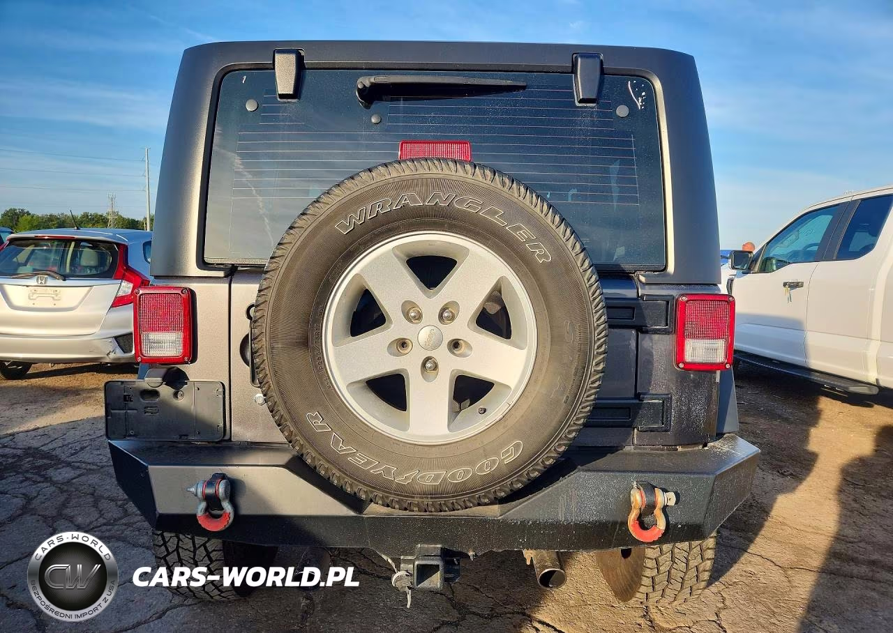 2016 Jeep Wrangler Sport VIN:1C4AJWAG8GL270702 - 6