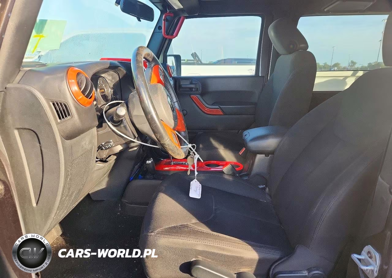 2016 Jeep Wrangler Sport VIN:1C4AJWAG8GL270702 - 7