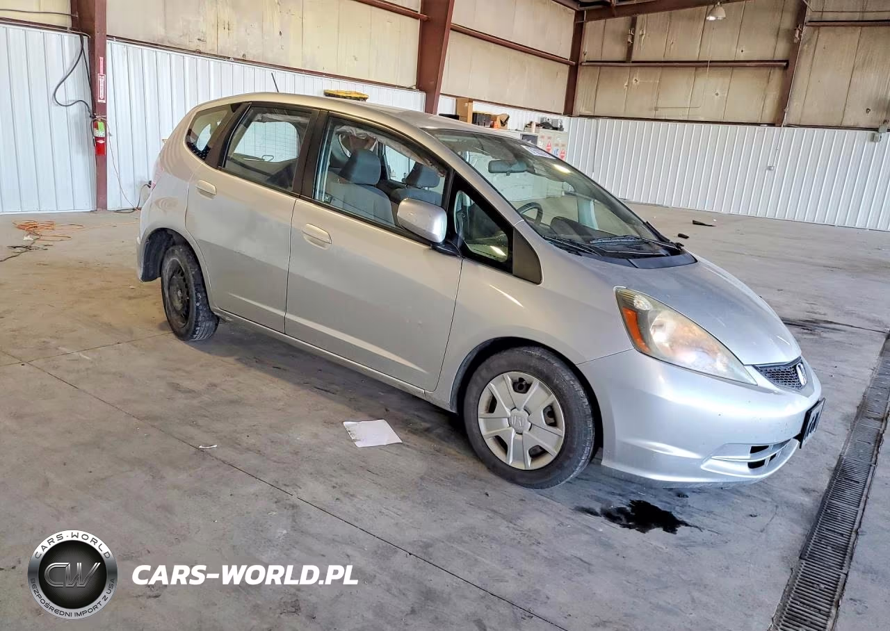 2012 Honda Fit VIN:JHMGE8H34CC037146 - 4