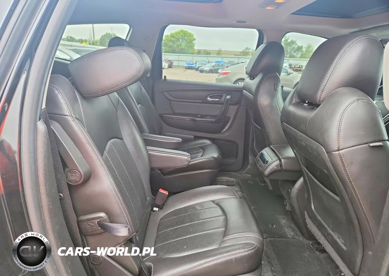 2017 Chevrolet Traverse Premier VIN:1GNKVJKD5HJ121684 - 11