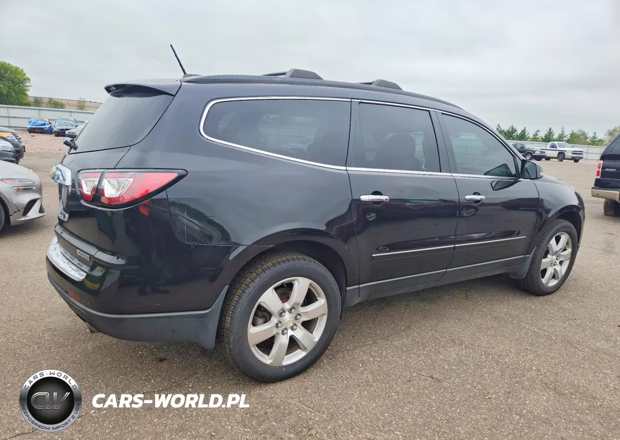 2017 Chevrolet Traverse Premier VIN:1GNKVJKD5HJ121684 - 3