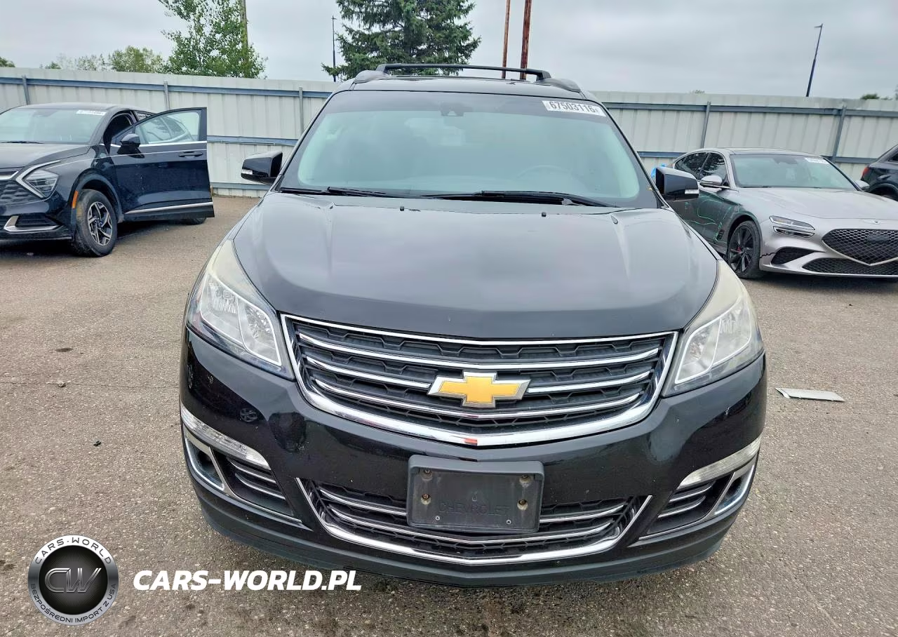2017 Chevrolet Traverse Premier VIN:1GNKVJKD5HJ121684 - 5